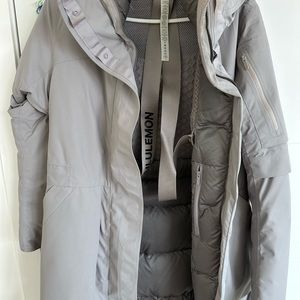 Lululemon Winter puff jacket long. Us 6